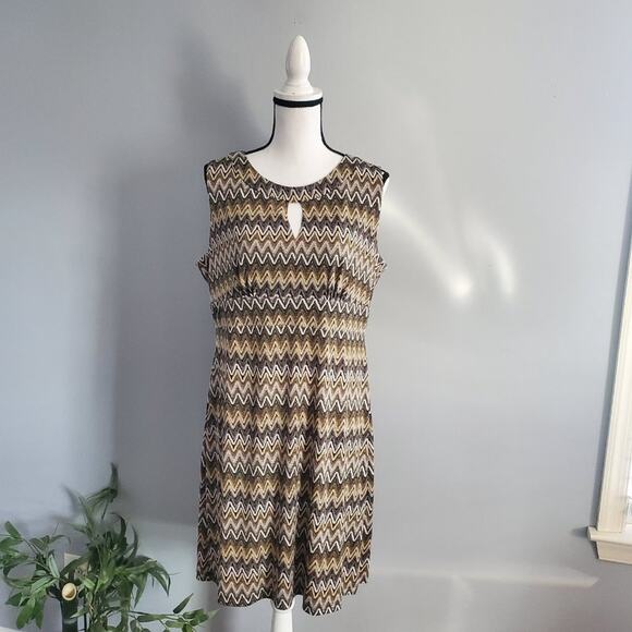 Emma & Michele Sleeveless Striped Dress 12 - Picture 1 of 7